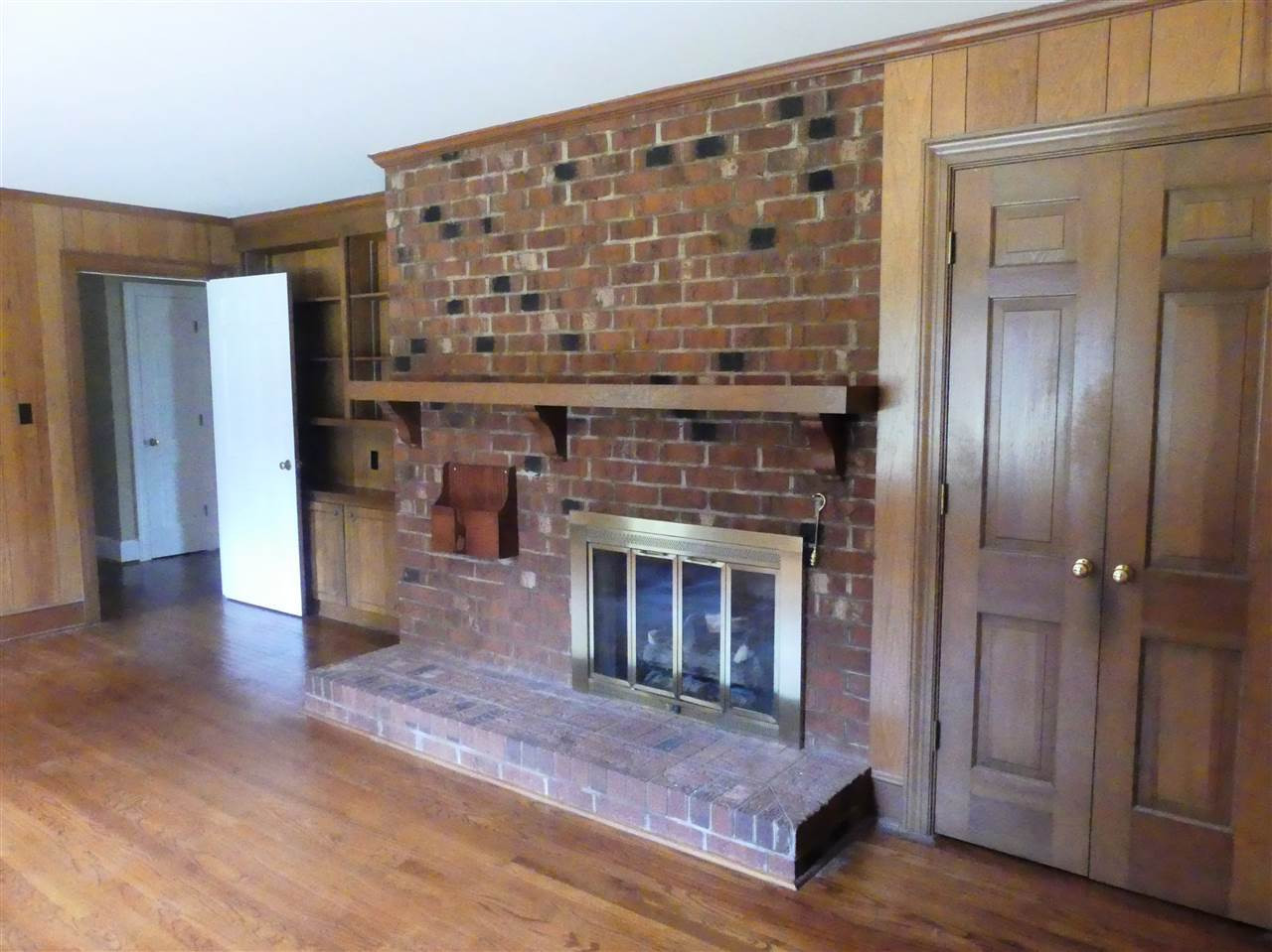 6004 Winthrop Drive Raleigh, NC 27612 - Photo 11 of 25 Photo 11
