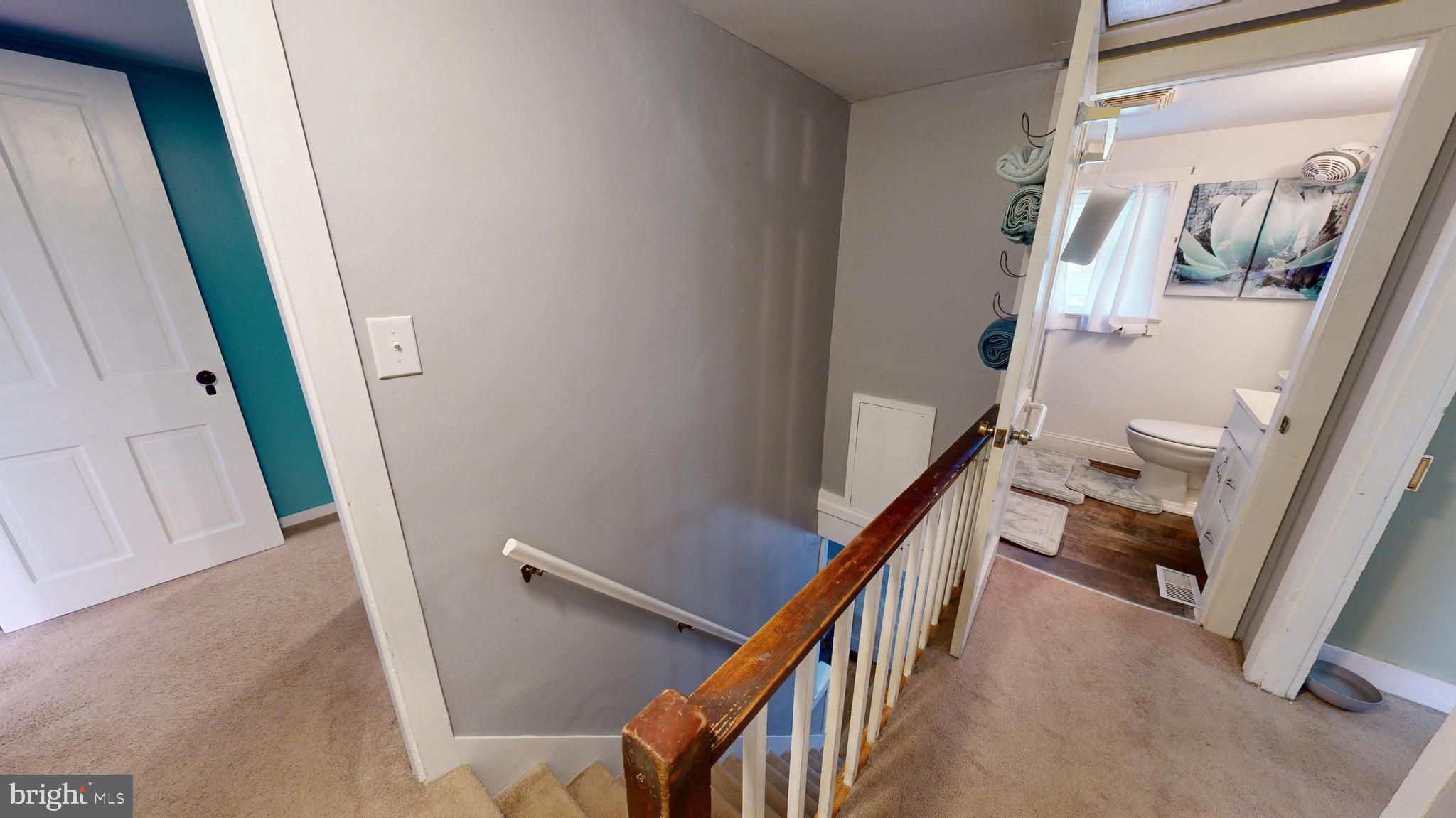11 North Main Street Magnolia, DE 19962 - Photo 12 of 31 Hallway on Staircase