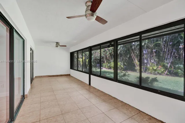 $389,000 | 9 South Lakeshore Drive, Hypoluxo, FL 33462