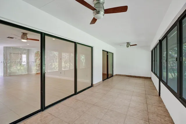 $389,000 | 9 South Lakeshore Drive, Hypoluxo, FL 33462