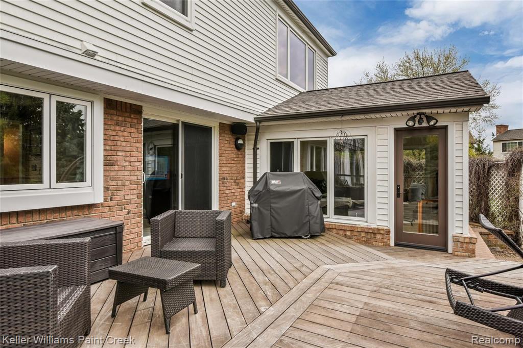 132 Saxon Court Rochester Hills, MI 48307 - Photo 35 of 45