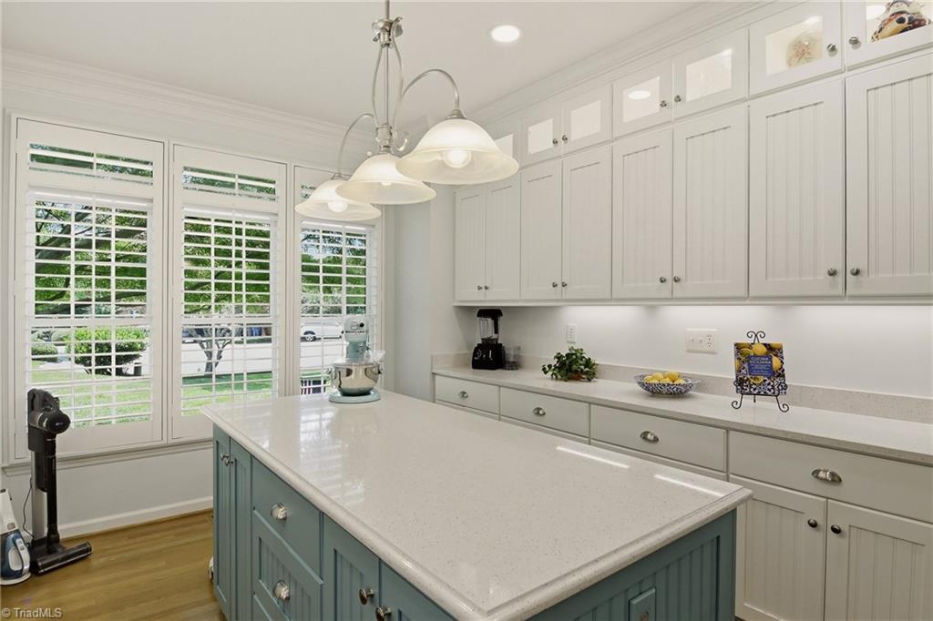 108 Ridgemere Court Winston-Salem, NC 27106 - Photo 9 of 47