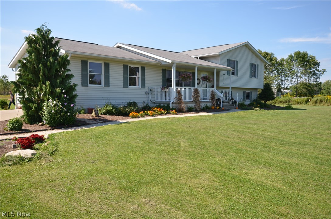 5825 Ireland Road Windsor, OH 44099 - Photo 1 of 21 WELCOME to 5825 Ireland Road Windsor, OH 44099 Hartsgrove Twp.