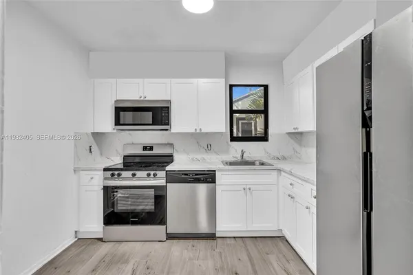 $2,995 | 118 Northwest 44th Street, Unit 2, Miami, FL 33127