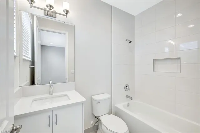 $839,900 | 21023 Teak Tree Terrace, Estero, FL 33928