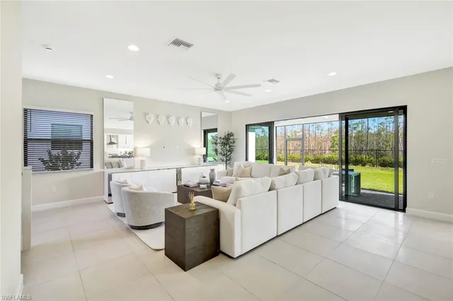 $839,900 | 21023 Teak Tree Terrace, Estero, FL 33928