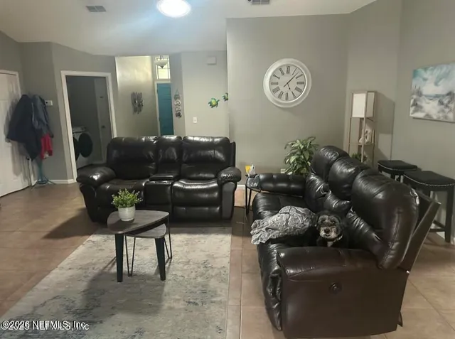 $2,150 | 382 Naugatuck Drive, Jacksonville, FL 32225