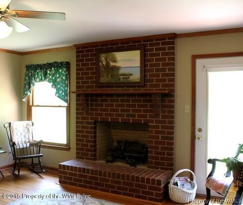3766 Cabin Point Road Spring Grove, VA 23881 - Photo 4 of 13 Gallery Image 4