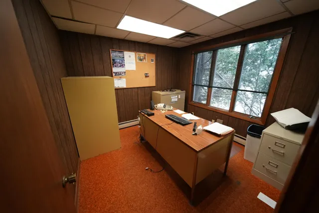 $189,900 | 48 Customs Loop, Houlton, ME 04730