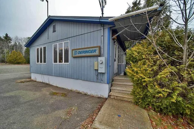 $189,900 | 48 Customs Loop, Houlton, ME 04730