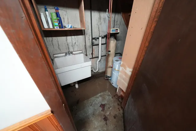 $189,900 | 48 Customs Loop, Houlton, ME 04730