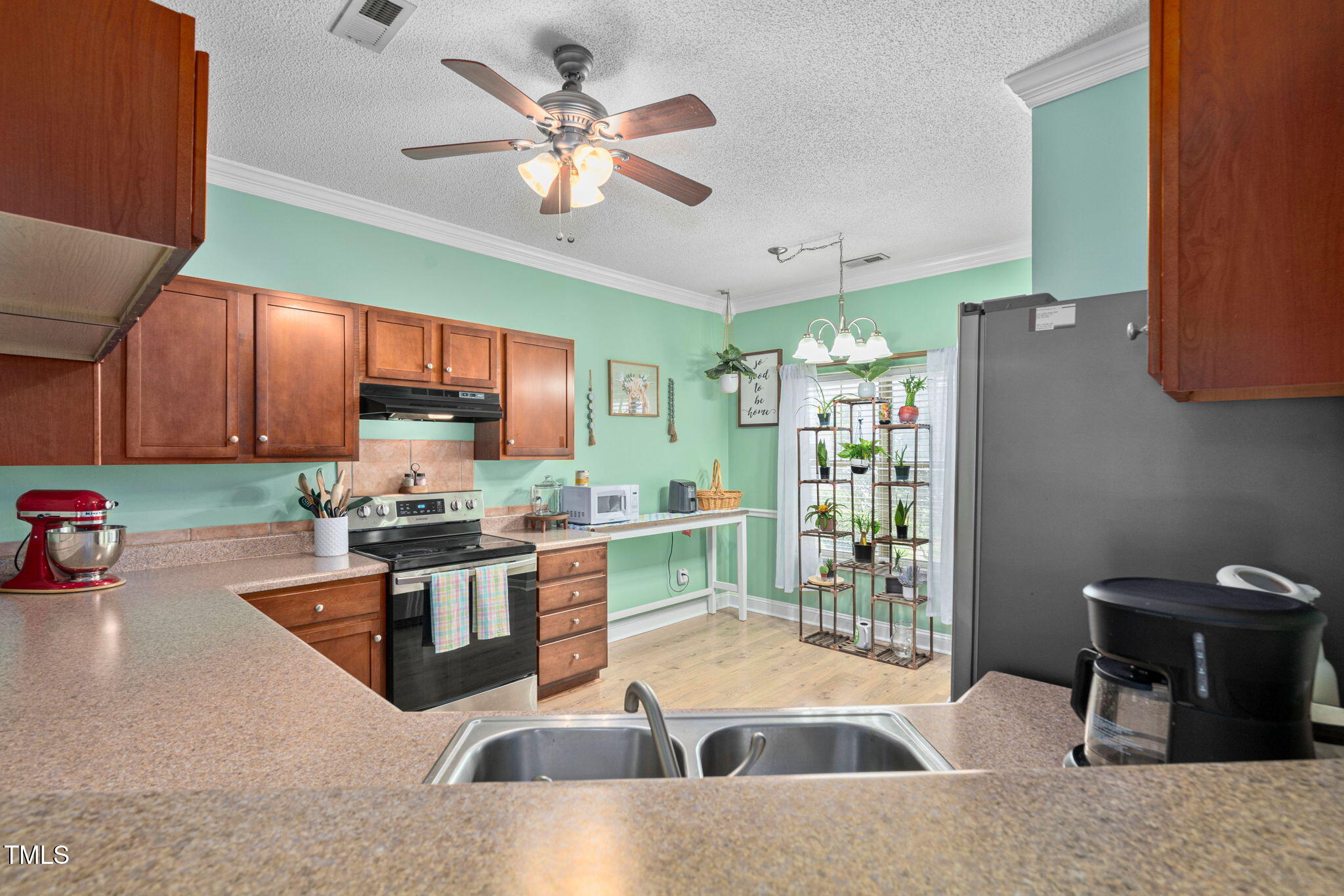 6001 Winterpointe Lane, Unit 102 Raleigh, NC 27606 - Photo 10 of 26 6001 Winterpointe, unit 102