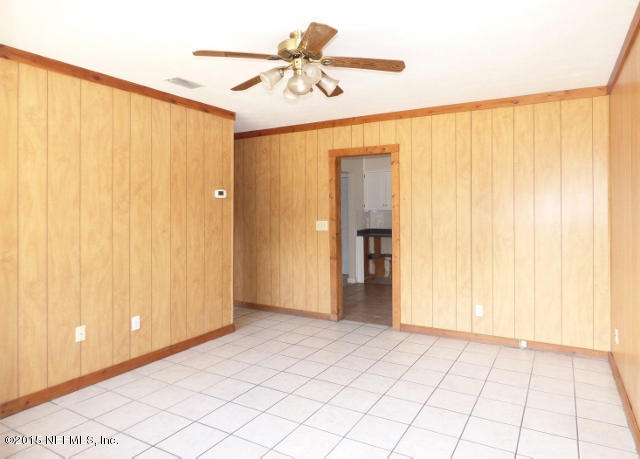 10158 Bradley Road Jacksonville, FL 32246 - Photo 5 of 14 5 (640x459)