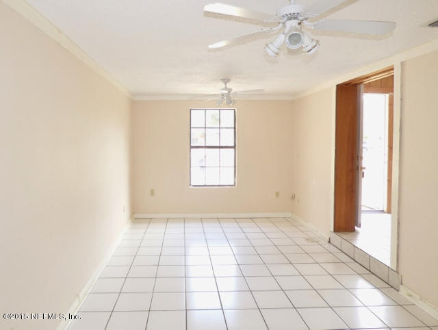 10158 Bradley Road Jacksonville, FL 32246 - Photo 6 of 14 6 (640x482)
