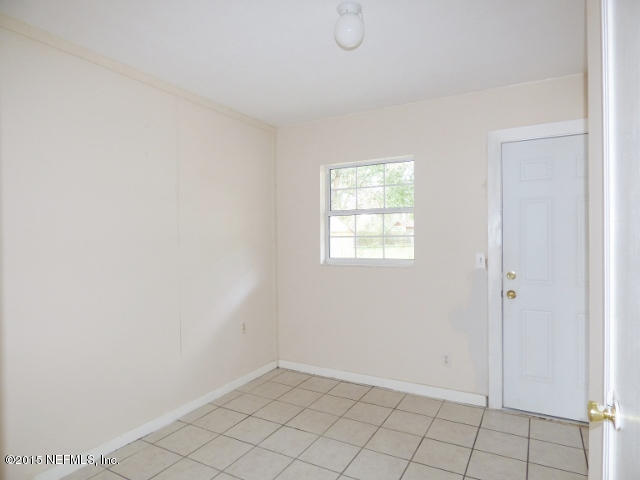 10158 Bradley Road Jacksonville, FL 32246 - Photo 9 of 14 9 (640x480)