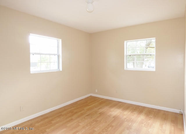 10158 Bradley Road Jacksonville, FL 32246 - Photo 10 of 14 10 (640x461)