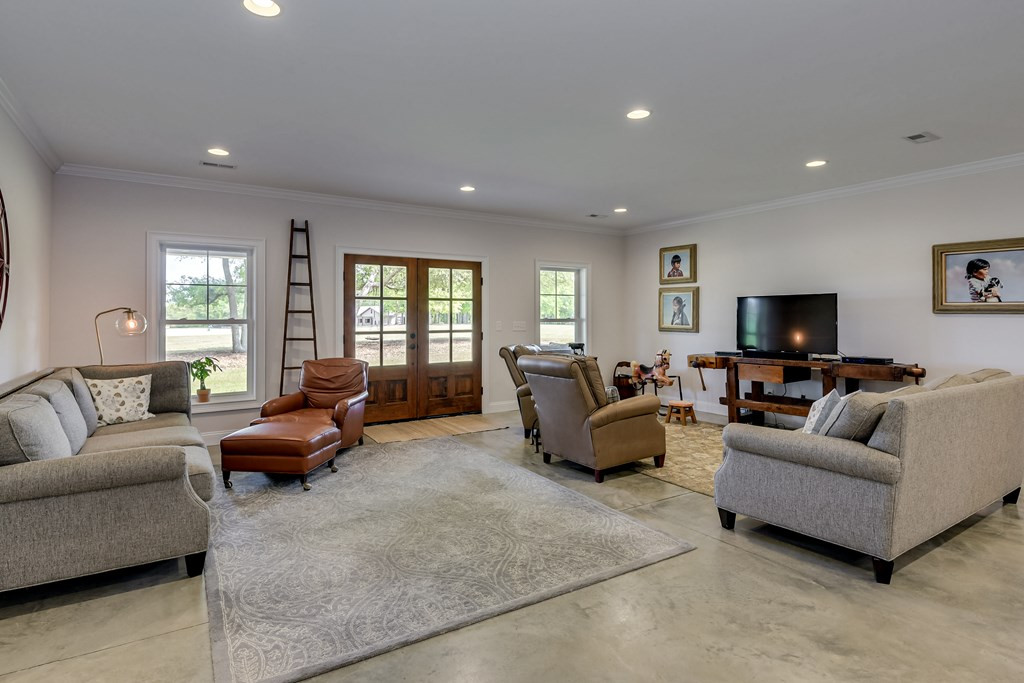 527 New Holland Road Aiken, SC 29805 - Photo 5 of 32 Gallery Image 5