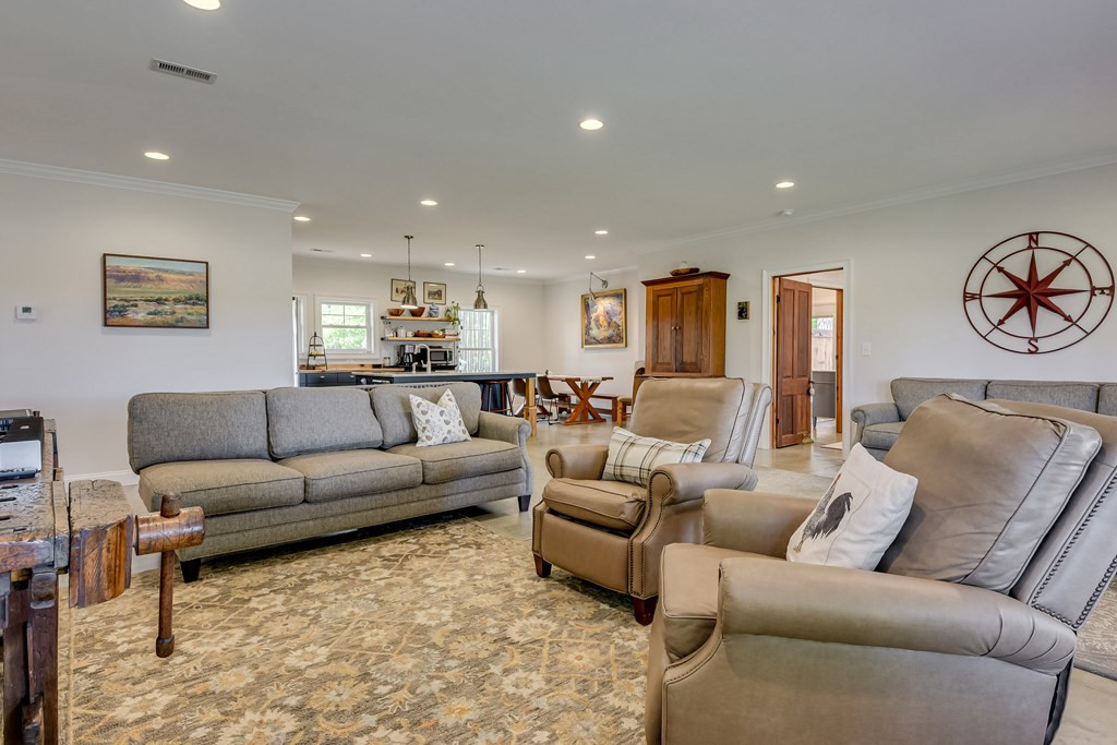 527 New Holland Road Aiken, SC 29805 - Photo 6 of 32 Gallery Image 6