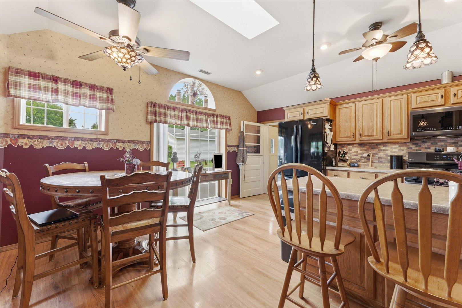 10606 West Eastwood Road Beach Park, IL 60087 - Photo 12 of 50