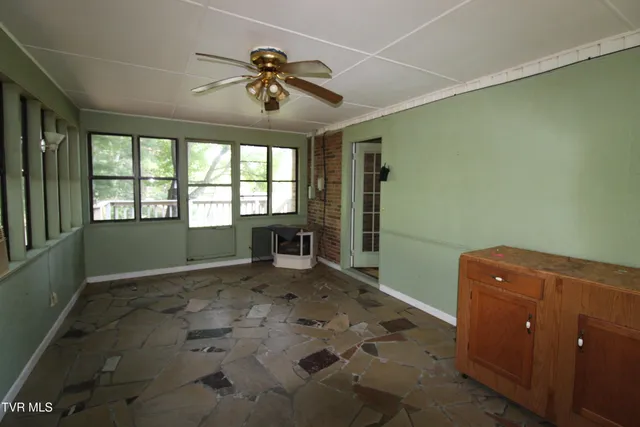 $234,900 | 288 Hicks Road, Piney Flats, TN 37686