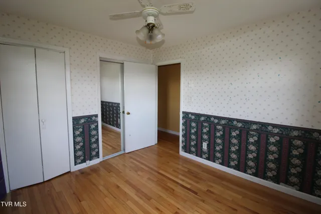 $234,900 | 288 Hicks Road, Piney Flats, TN 37686