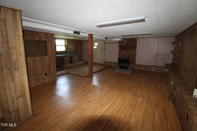 $234,900 | 288 Hicks Road, Piney Flats, TN 37686