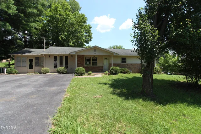 $234,900 | 288 Hicks Road, Piney Flats, TN 37686