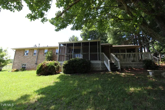 $234,900 | 288 Hicks Road, Piney Flats, TN 37686