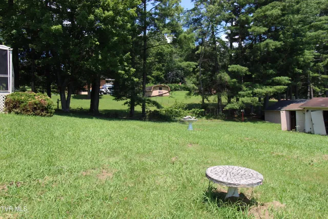 $234,900 | 288 Hicks Road, Piney Flats, TN 37686