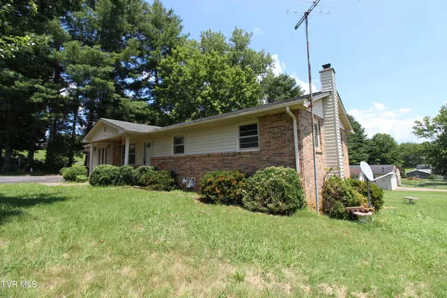 $234,900 | 288 Hicks Road, Piney Flats, TN 37686