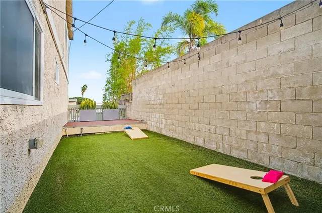 $1,190,000 | 2200 Vanderbilt Lane, Unit 17, Redondo Beach, CA 90278