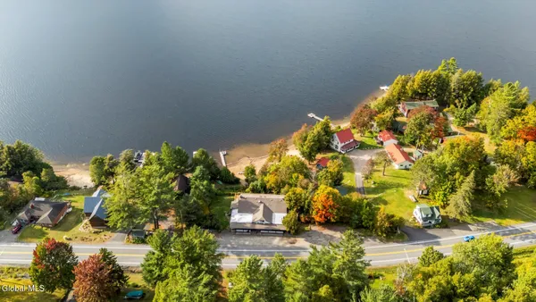 $1,190,000 | 965 Deerland Road, Long Lake, NY 12847