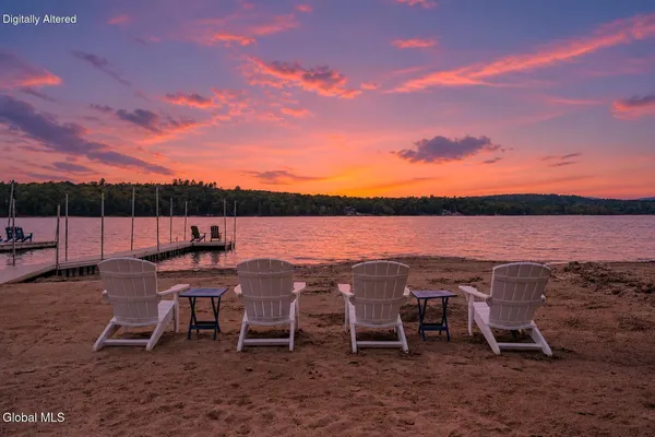 $1,190,000 | 965 Deerland Road, Long Lake, NY 12847