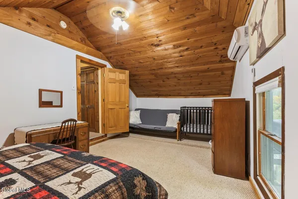 $1,190,000 | 965 Deerland Road, Long Lake, NY 12847