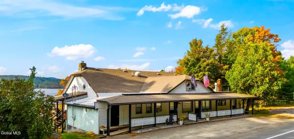 $1,190,000 | 965 Deerland Road, Long Lake, NY 12847