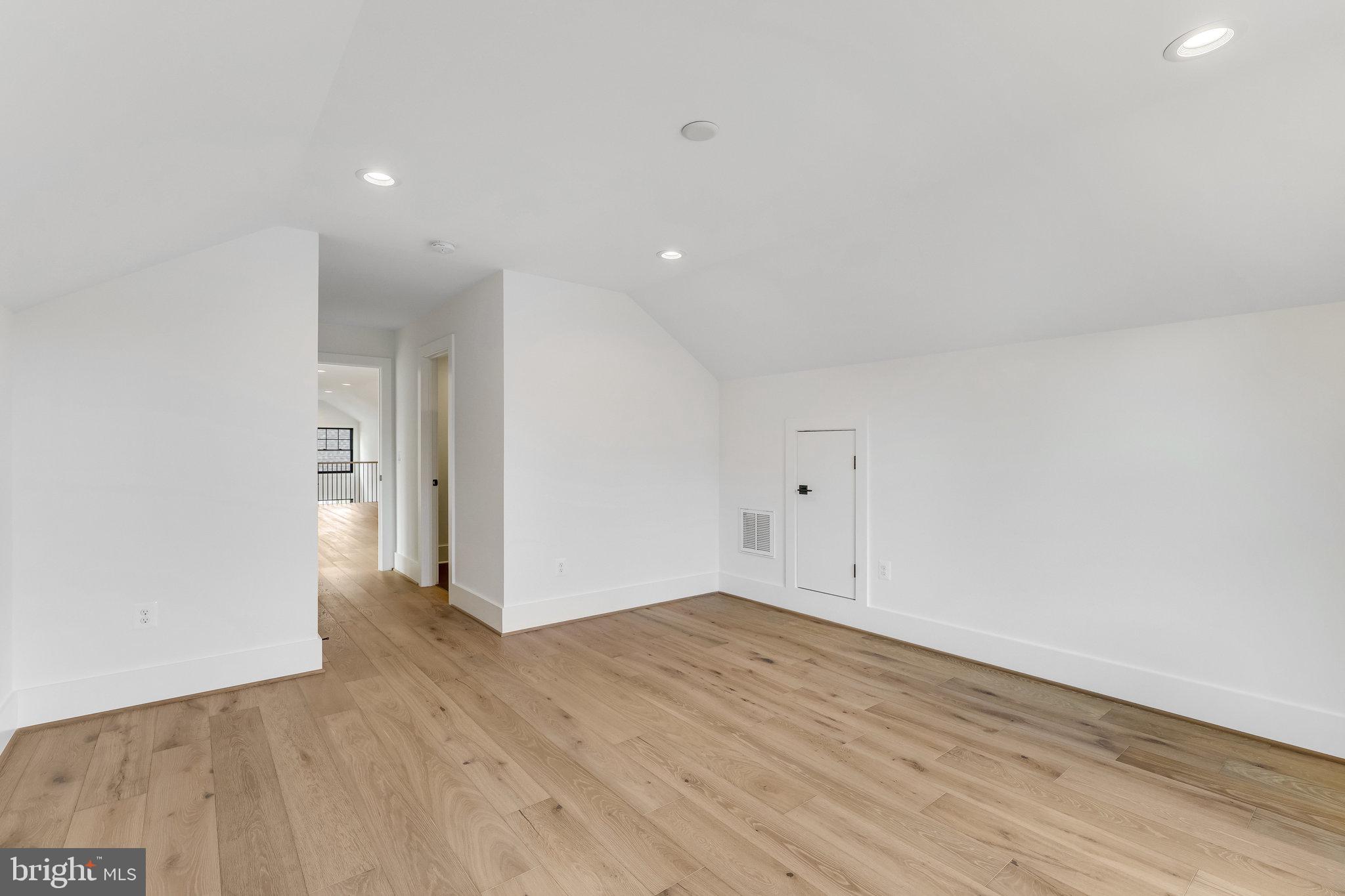 1111 Ingleside Avenue McLean, VA 22101 - Photo 68 of 99