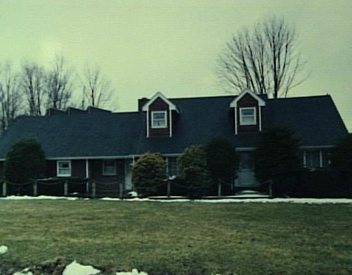 8 Topfield Road Danbury, CT 06811 - Photo 1 of 1 Gallery Image 1