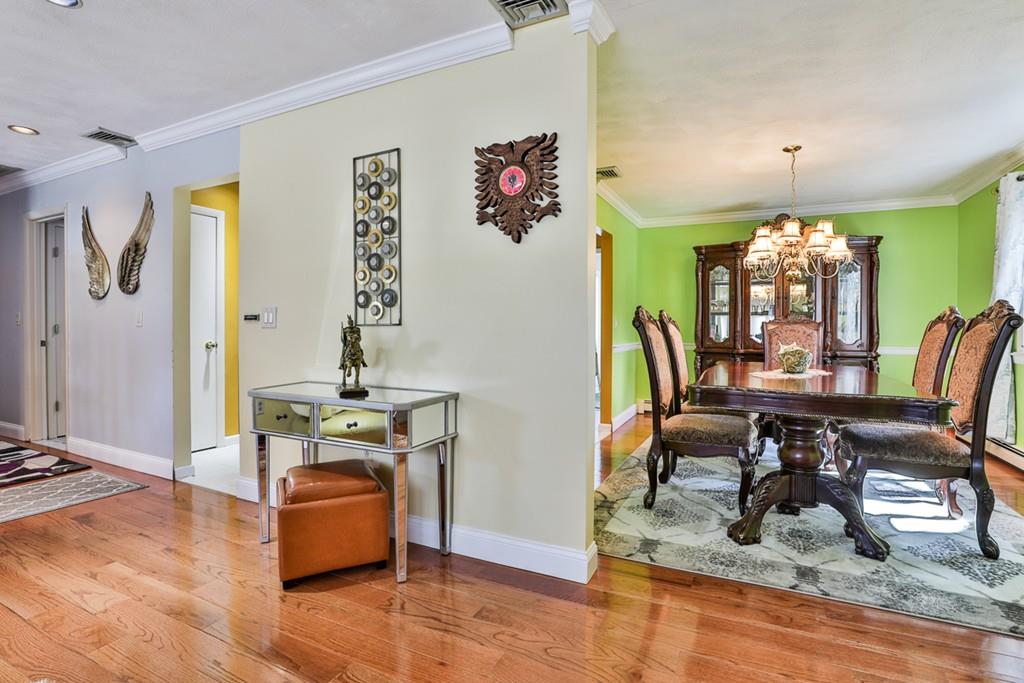 10 Michael Road Wakefield, MA 01880 - Photo 7 of 32