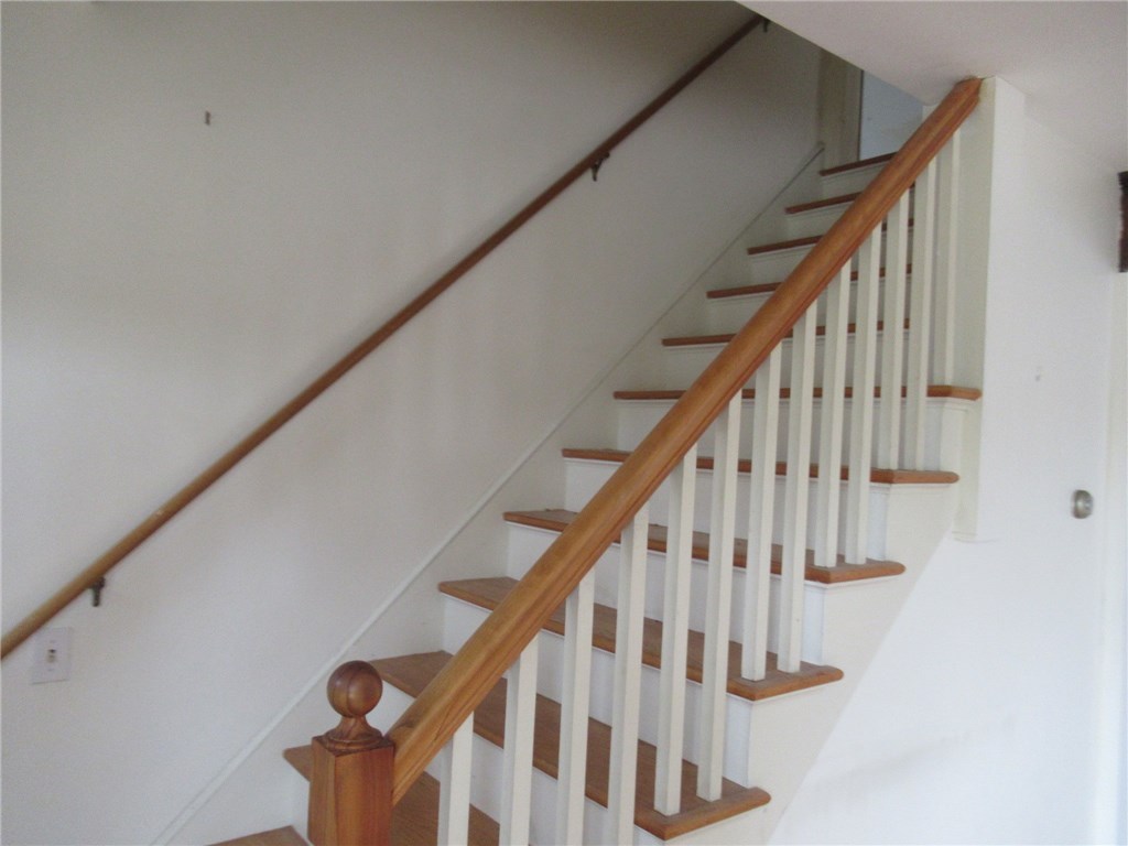 29 Pond Street Westerly, RI 02891 - Photo 14 of 19 Gallery Image 14