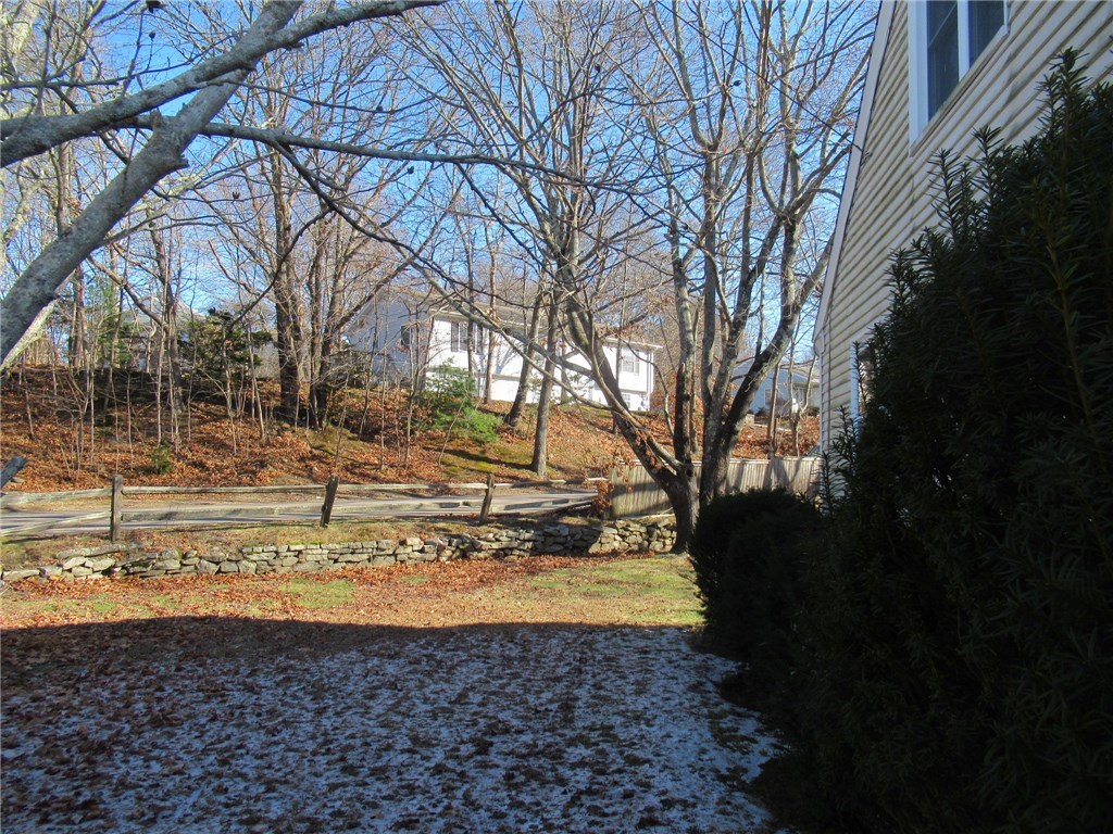 29 Pond Street Westerly, RI 02891 - Photo 3 of 19 Sideyard