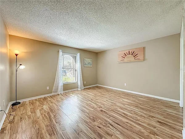 $199,900 | 3505 Tarpon Woods Boulevard, Unit P403, Palm Harbor, FL 34685