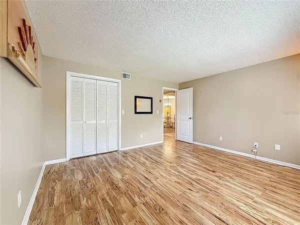 $199,900 | 3505 Tarpon Woods Boulevard, Unit P403, Palm Harbor, FL 34685
