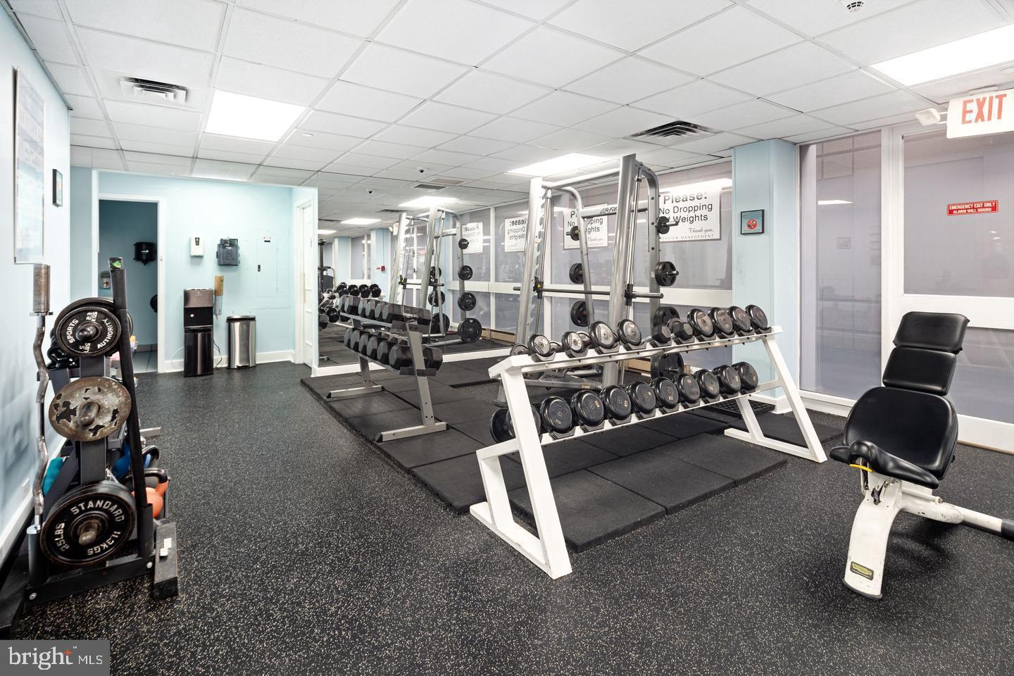 2001 Hamilton Street, Unit 2003 Philadelphia, PA 19130 - Photo 19 of 21