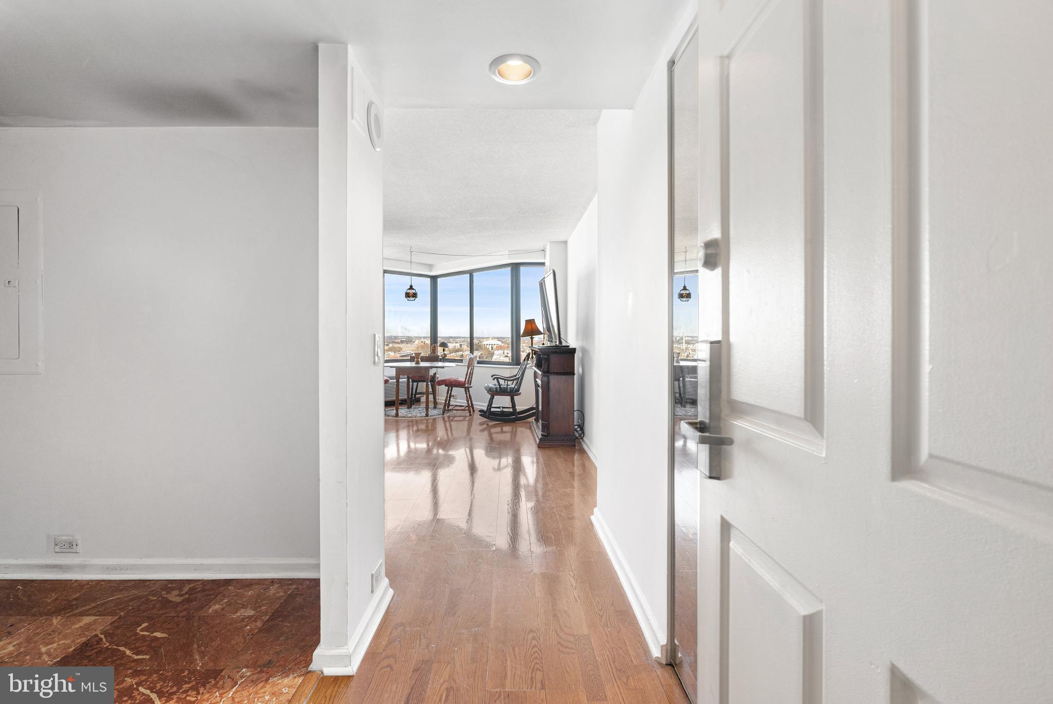 2001 Hamilton Street, Unit 2003 Philadelphia, PA 19130 - Photo 4 of 21