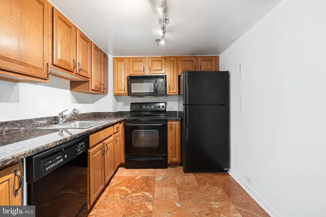 $270,000 | 2001 Hamilton Street, Unit 2003, Philadelphia, PA 19130
