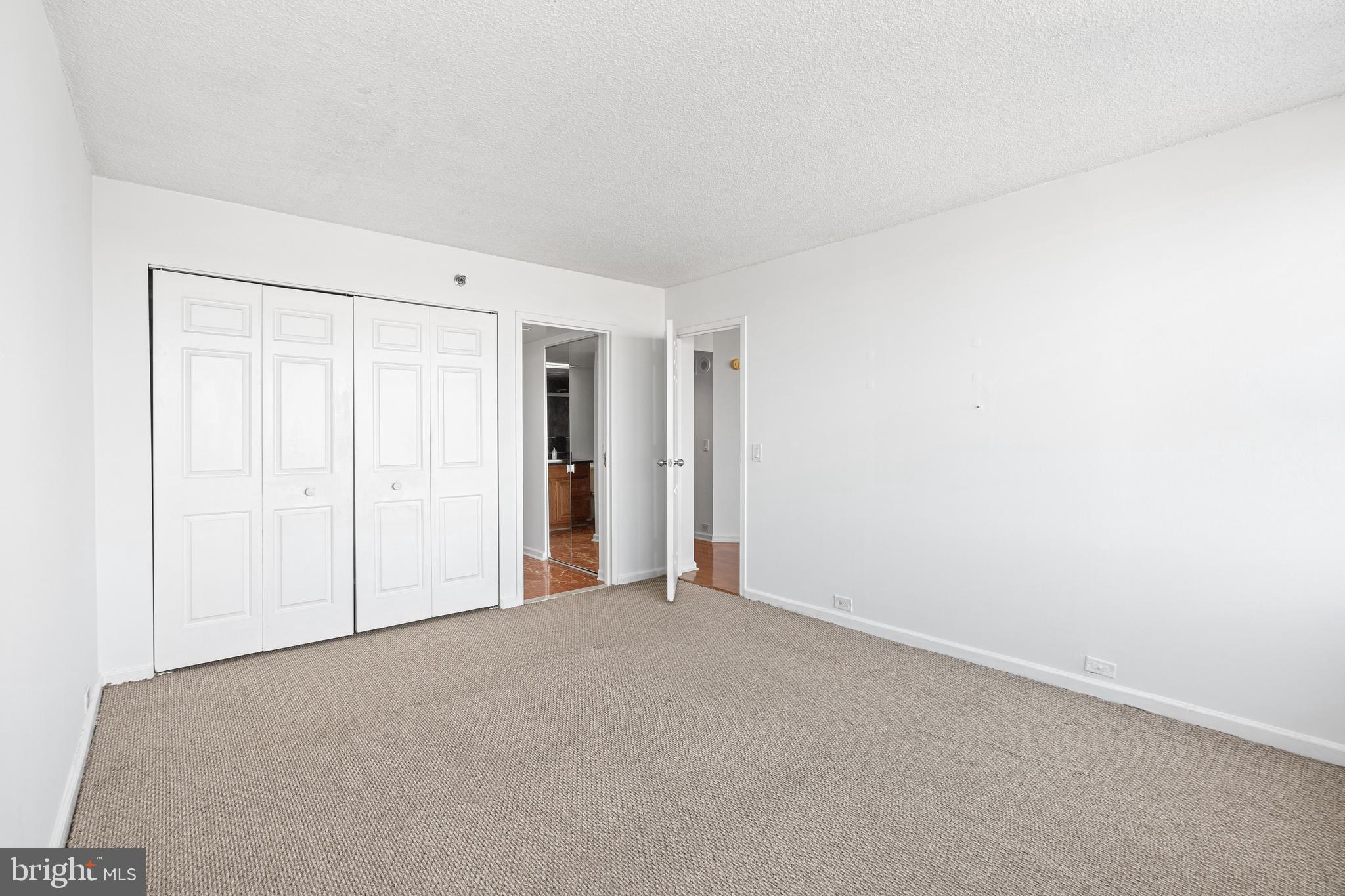 2001 Hamilton Street, Unit 2003 Philadelphia, PA 19130 - Photo 10 of 21