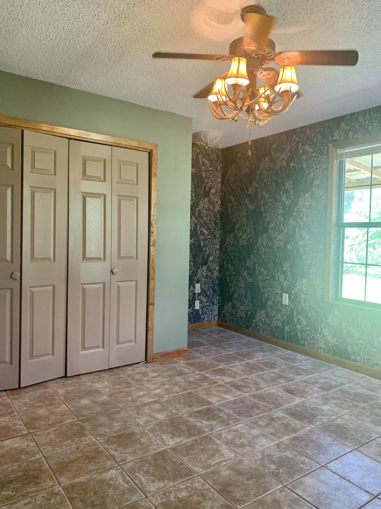 20 O J Batte Road Richton, MS 39476 - Photo 8 of 17 0BD82179-B3E0-4751-975B-061CBBA5EB7E