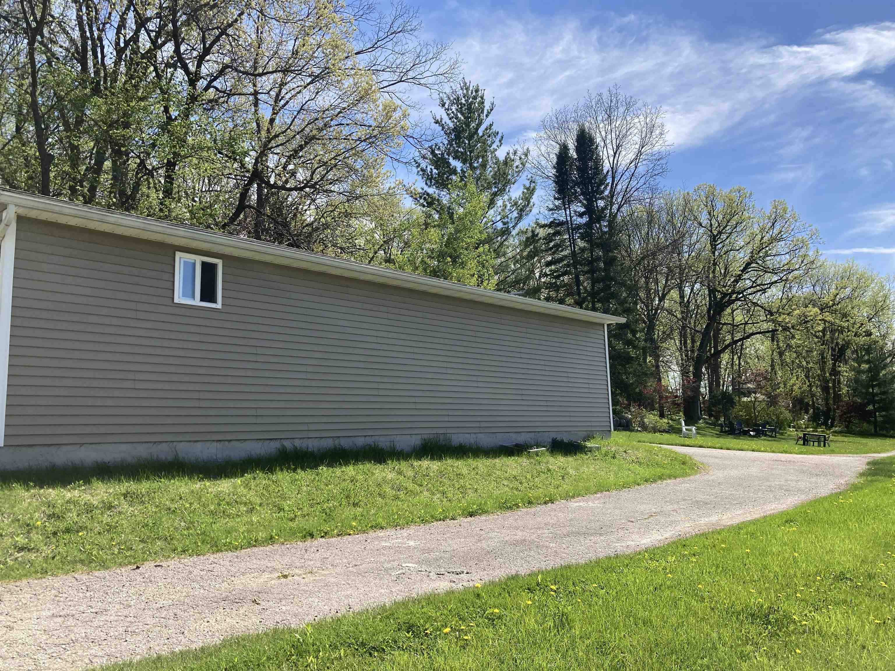 5525 Portage Road Madison, WI 53704 - Photo 11 of 51