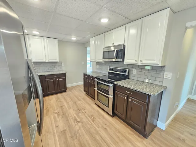 $249,999 | 209 North Paperville Road, Bristol, TN 37620