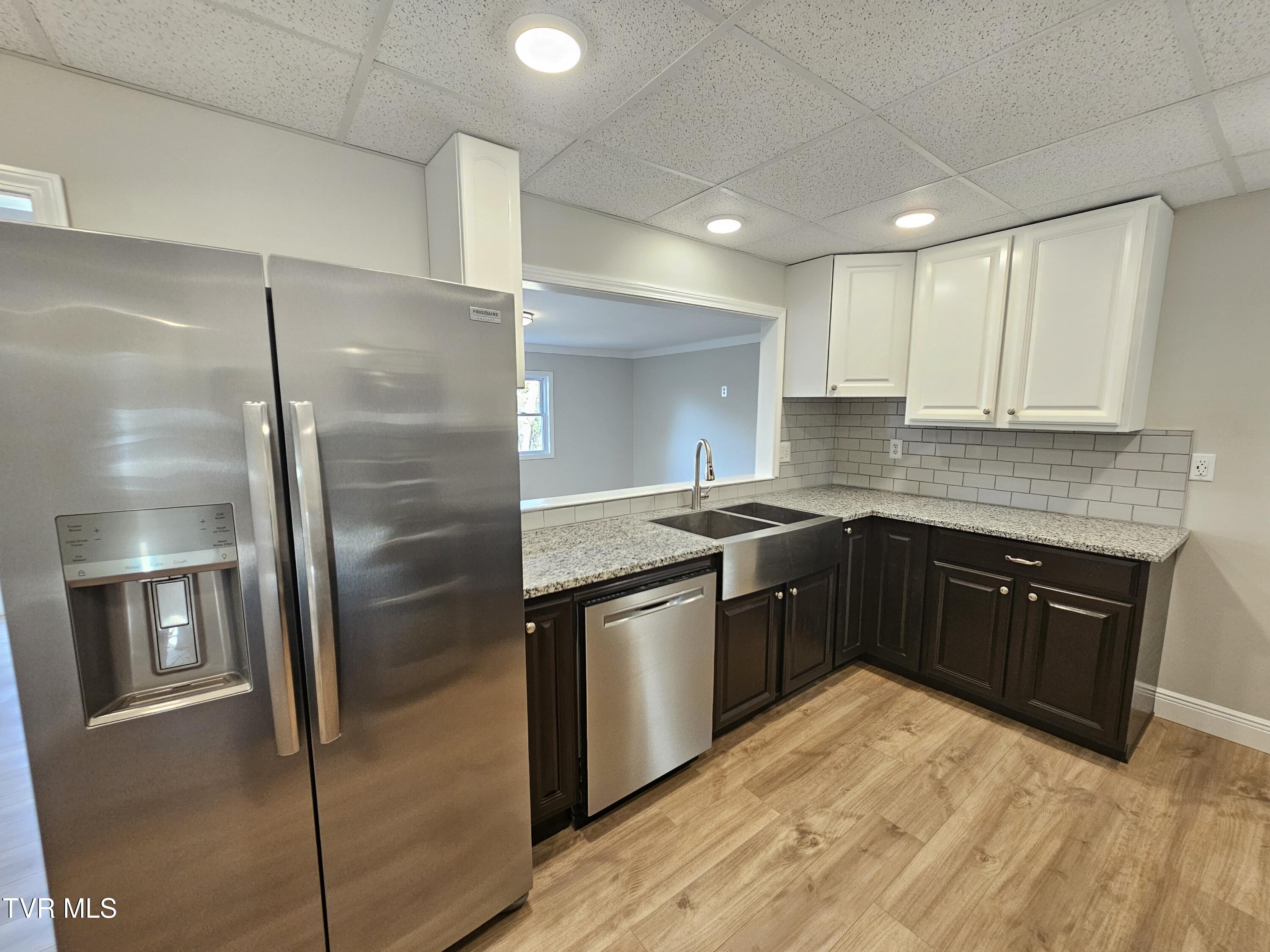 209 North Paperville Road Bristol, TN 37620 - Photo 20 of 43 20251107_152514